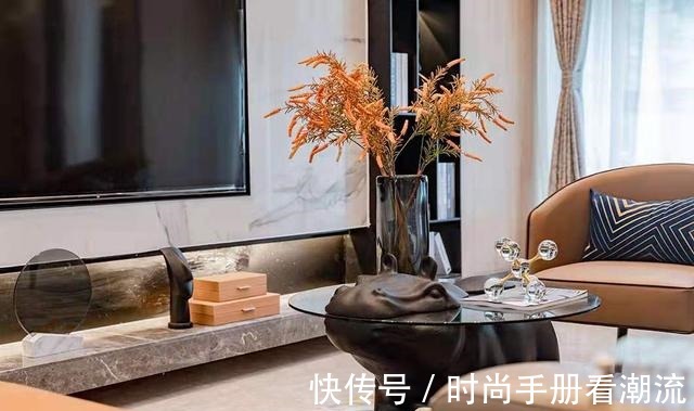 公寓|独身女白领70㎡复式小公寓，两层设计都很迷人，被治愈了！