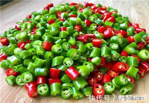 白酒|我家用了30年腌辣椒方法,一天就能吃,放一年不怕坏,爽脆入味