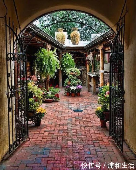 皇家园林|庭院种树已经不流行了!看人家别墅庭院这样设计,堪比皇家园林!