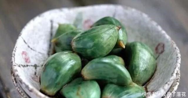  腊八节，这3荤2素凉1碗粥，让家人多吃，吉祥如意，祥和过大年