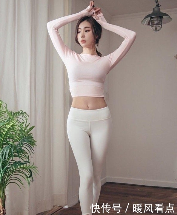 楚楚动人|性感清纯紧身打底裤小姐姐,楚楚动人美丽大方,分外时尚性感!