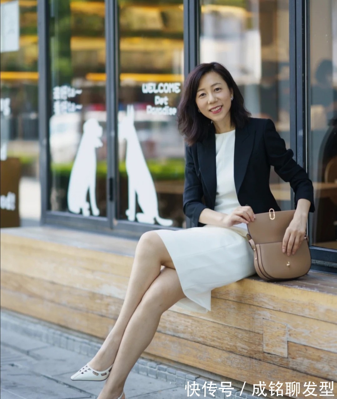 衬衫|五十岁颜值普通的女人，学学这位博主的穿搭，不掉档次又有品位