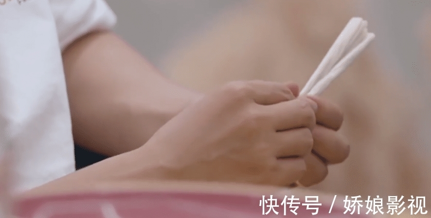 kk|《再見愛人》KK佟晨潔談生育問題,倪萍說第一次聽這個(gè)觀點(diǎn)