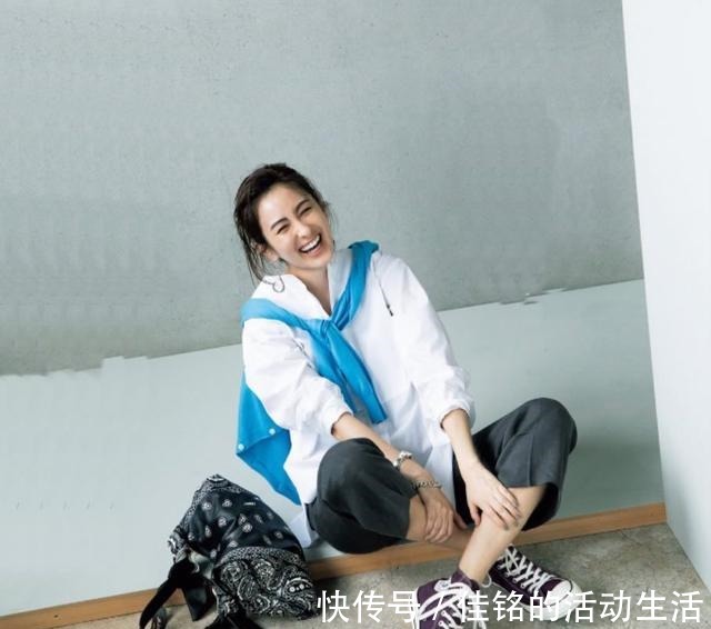 短靴 为什么换季先“换鞋”3大风格、9款鞋子的穿搭干货，轻易不外传！