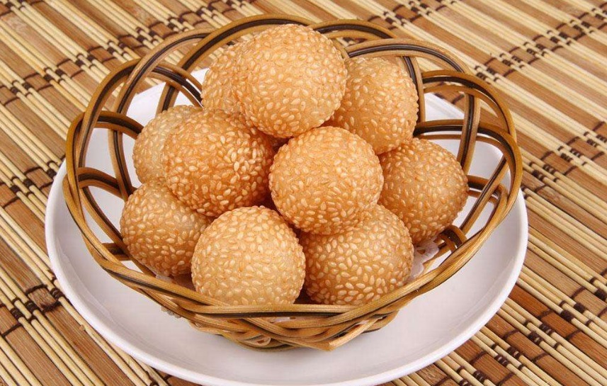 麻球如何做的又大又圆,还不松塌?大厨教您正宗麻球配方和6诀窍