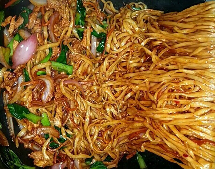 面条|这饭我隔2天就做1次,既简单又美味,3分钟出锅,老公最爱吃了