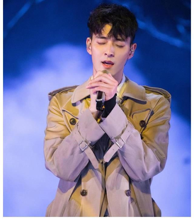 节目|《披荆斩棘的哥哥》：大湾区哥哥再次翻红，最大赢家还是这两人