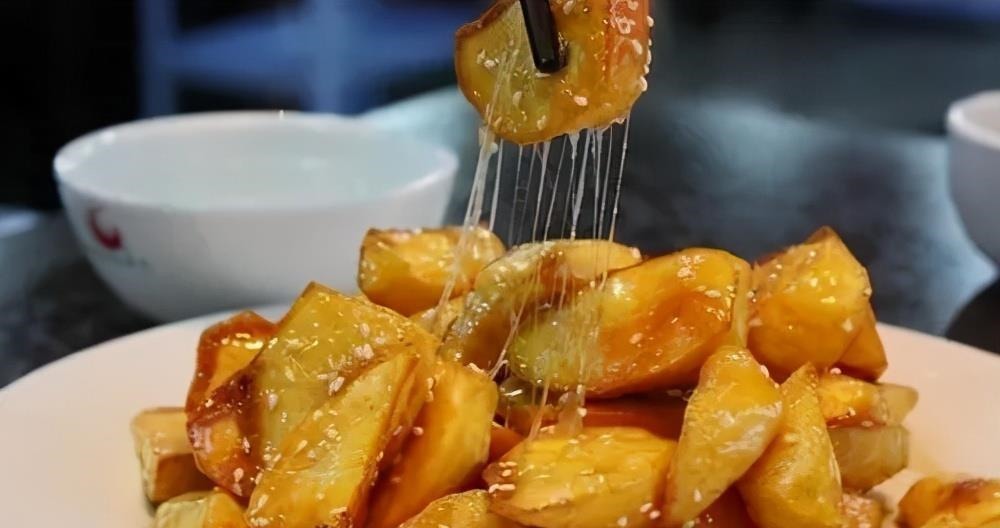 农村宴席有一道“送客菜”，这菜一上就该走人了，你们是啥菜呢？