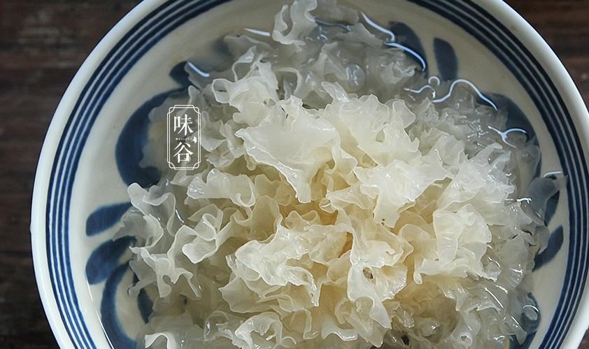 黑枸杞|立秋将至，女人再忙也要多喝它，软糯顺滑，满满胶质，美美过秋天
