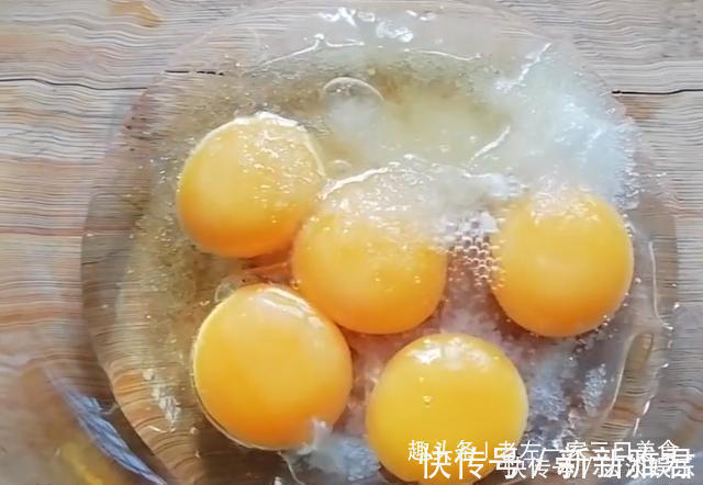 生日蛋糕|生日蛋糕别再出去买了,做法超简单,新手一次成功,孩子超喜欢