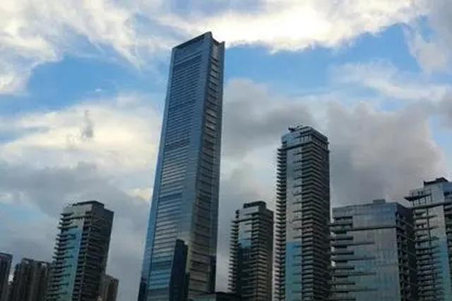 聚富财经|中介公司关门、二手房交易连跌4个月,深圳连学区房也卖不动了