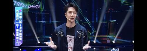 王队长|是什么让王一博紧张三连?《火锅》提档,快乐超前!