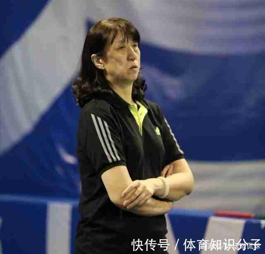 陈忠和|真辛苦,52岁女排赖亚文太拼,为事业恋爱长跑14年,儿子喊她阿姨
