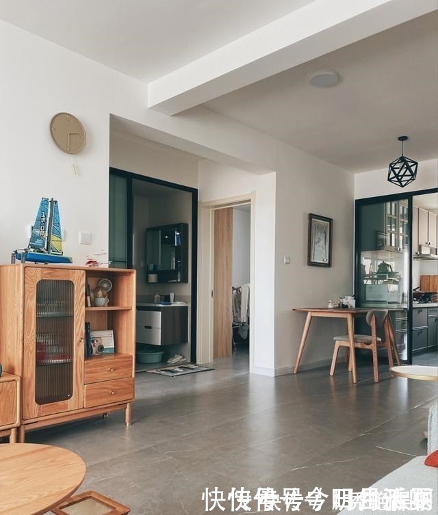 储物空间|第一次见这样的装修,全屋不做吊顶,真心羡慕,忍不住给大家晒晒!
