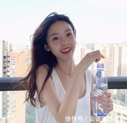 茶艺妆容小技巧总结,清透无辜显气色,快来学吧