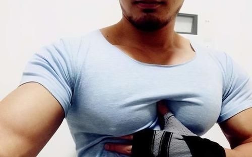 肌群|你知道胸肌怎么练效果最好吗？教你3个技巧，都是过来人的经验