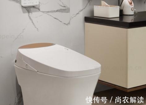 马桶|卫生间到底装马桶好还是蹲坑好?原来它这么脏,后悔我家装错了