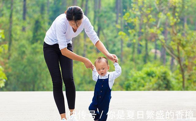 奶嘴|宝宝1-2岁,家长该怎样更好照顾孩子?牢记这5点就行!