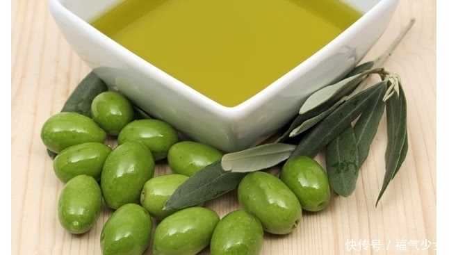 咽喉炎反复不用慌,每天用这几物泡水喝,轻松解决嗓子干痒疼