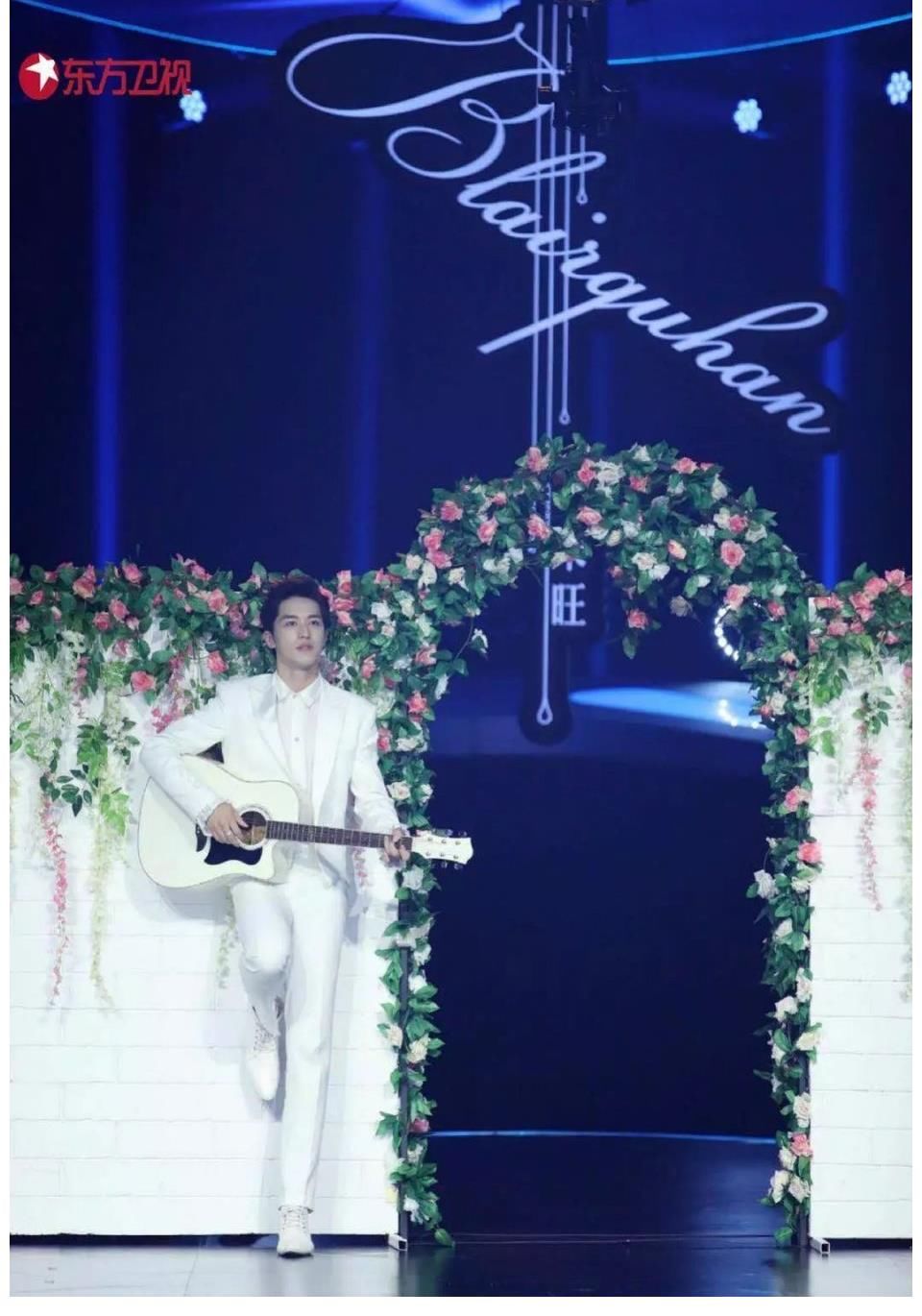 董洁问鼎总冠军，许魏洲带伤坚持不放弃！