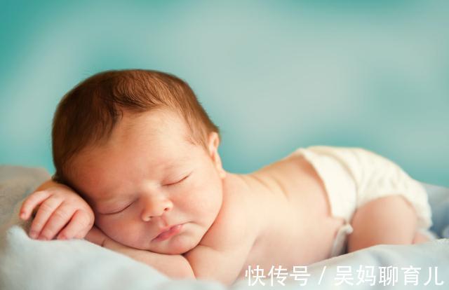 油腻食物|宝宝的健康问题会首先反应在这个地方,80%的妈妈都忽略了!