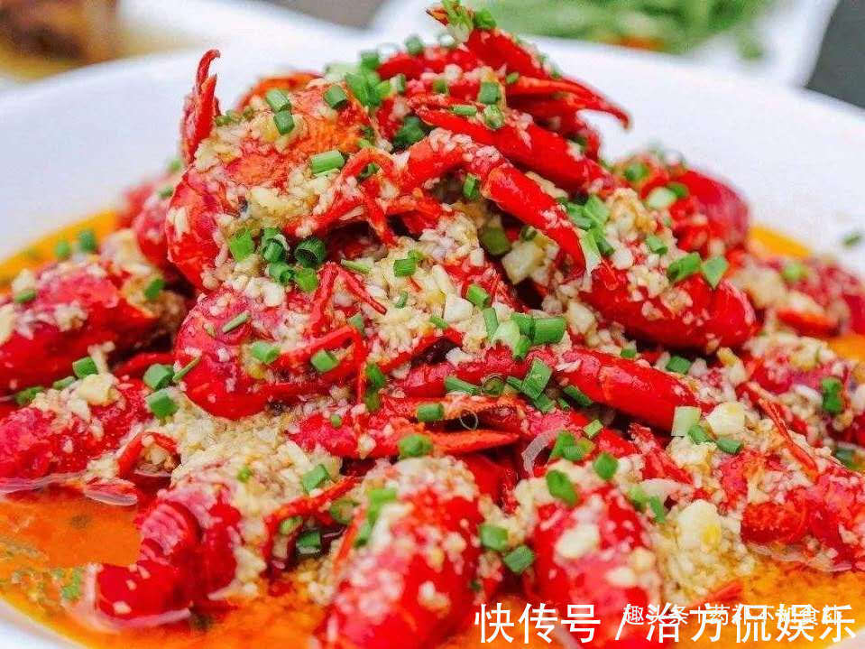 色泽|常做给家人吃的食物，色泽鲜艳，补充营养，好吃不腻，健胃促消化