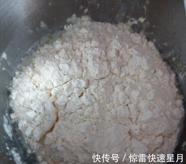 美味|外焦里软的白吐司,美味好搭配,和小编一起做一个精致的吃货!