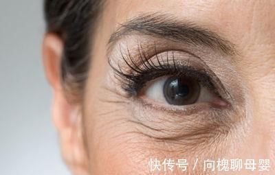 身体|衰老快的女性,身体或会亮出4个“红灯”,别大意,多重视保养