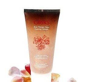 保湿|什么洗面奶保湿补水 祛痘补水洗面奶排行榜