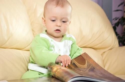 高雍涵|宝宝走路的早晚,跟智商有关吗?李玫瑾教授:不要被忽悠了