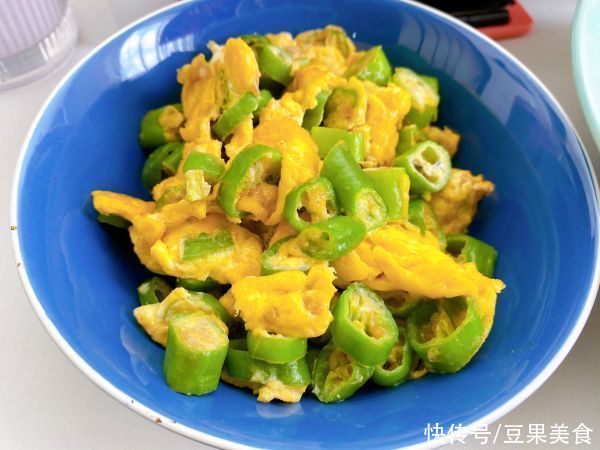美极酱油|原来做又辣有香又开胃的尖椒炒蛋这么简单