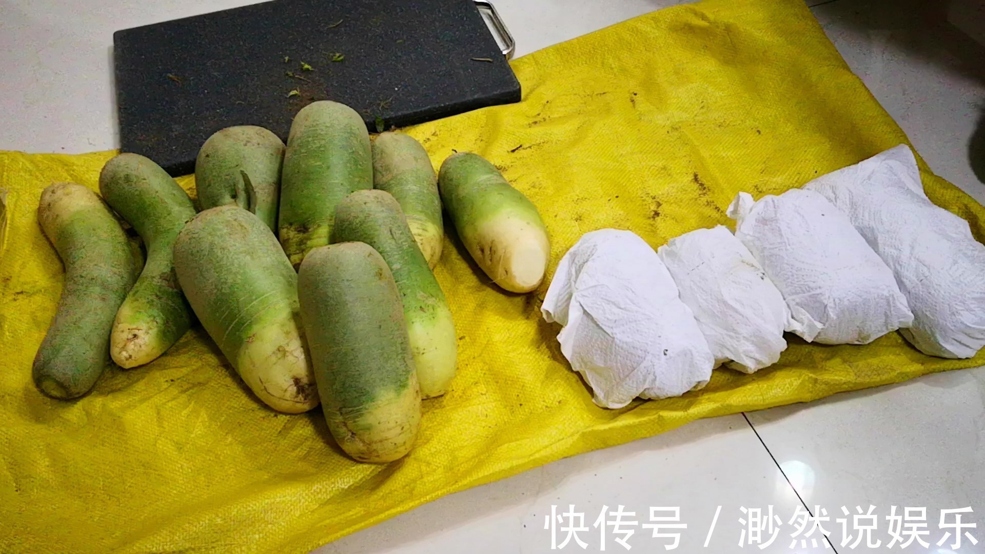 不管是保存萝卜还是白菜，学会此方法，放一冬天都新鲜，特方便！