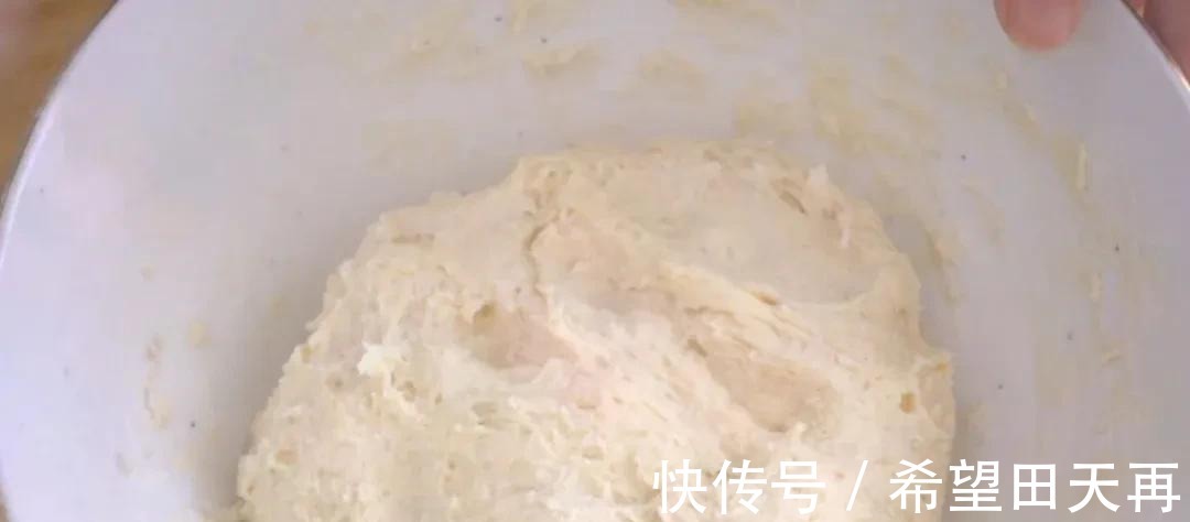 没有厨师机，没有高筋面粉，如何做出松软的面包！