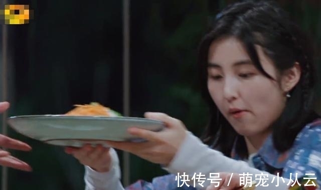 凉面|黄磊一桌菜天亮做到天黑,谁注意保鲜方式?真做菜假做菜一目了然