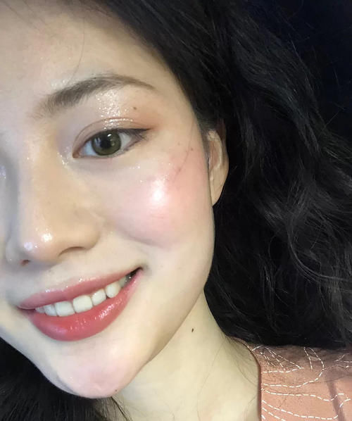 让男朋友无法拒绝的“粘膜色”，涂上连素颜都带着心机