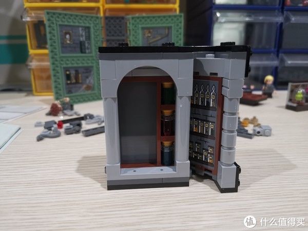 斯普劳特|老杨的玩具仓库 篇六十五：LEGO 哈利波特霍格沃兹魔法学院 2021新品 教室魔法书系列