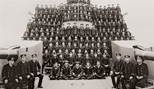 样子|这才是真实清军,现代化的样子让人难以置信,网友大呼:这不可能