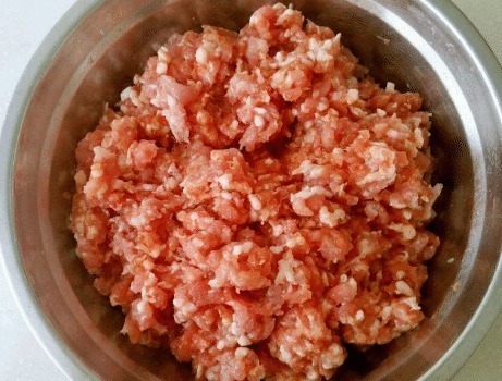 加油|做水煎包时,先加油还是先加水?做对了,包子香脆又暄软,真好吃