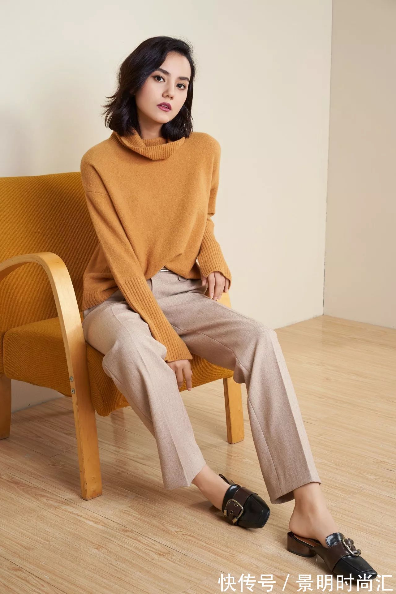 柑橘橙 这个能让冬季变得灵动有趣的颜色,只要穿对了,绝对是最吸睛穿搭