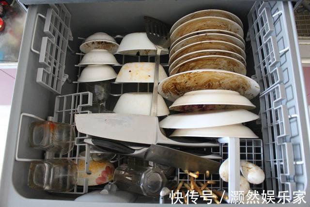 净水器|新房入住半年，才发现厨房最不该买这2样东西，一点都不实用