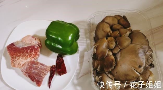 这个菜,天天吃都吃不烦,蛋白质多还有维生素,营养又美味!