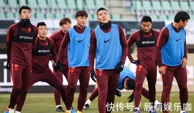 张稀哲|国足又让人失望了,李铁做出争议决定,生死战不调阵容,重用三将