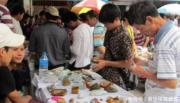 罚款|这群人,抽着6块钱的烟,住着50块的宾馆,谈着上千万的生意!