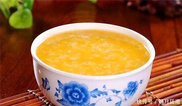 好处|每天晚上喝一碗小米粥,“4大好处”来找你,坚持喝,告别亚健康