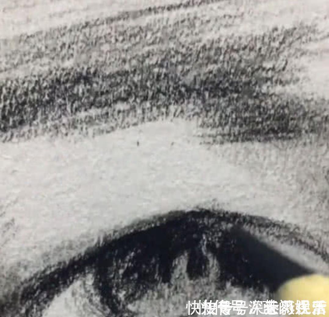 美术生|老师要求画神仙姐姐,学渣美术生直接上手,看到成品:没毛病!