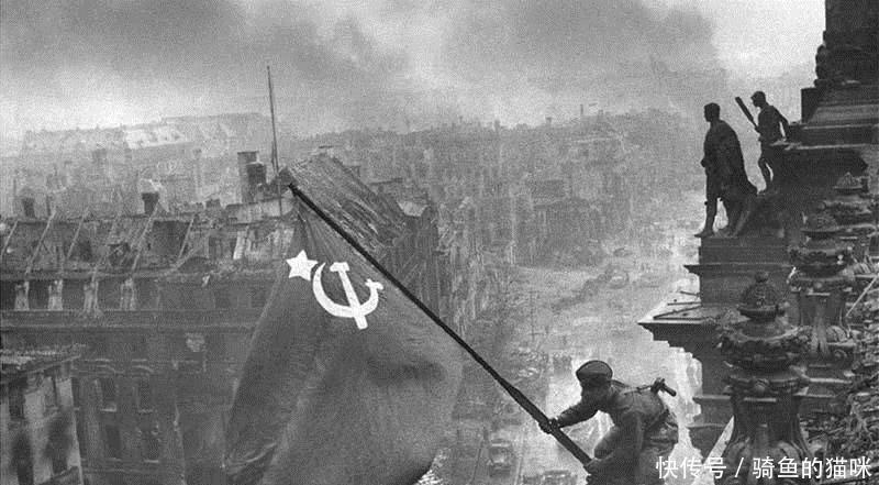 娃娃脸|二战令人闻风丧胆的3个士兵,长相几乎一样娃娃脸、瘦小、害羞!