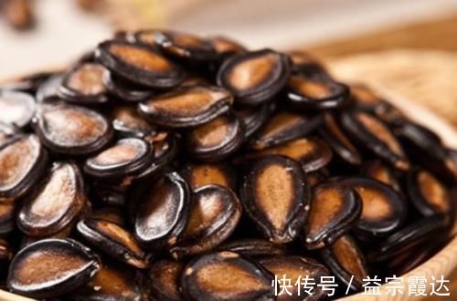 胆固醇|吃水煮蛋会引起“骨质疏松”？骨质疏松患者还应少碰这3种食物