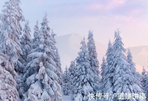 除夕之夜#最经典的10首新年诗篇排行榜,《次北固山下》仅第二,哪首第一?