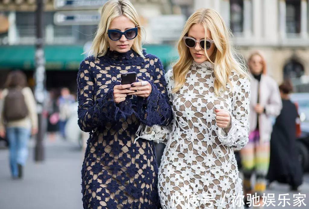 marie 她们没有血缘关系,却靠穿衣搭配,成为了时尚圈当红“双胞胎”CP