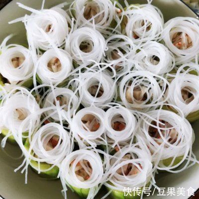 美人水|粉丝什锦蒸丝瓜这样做也太好吃了，每天下饭都靠它